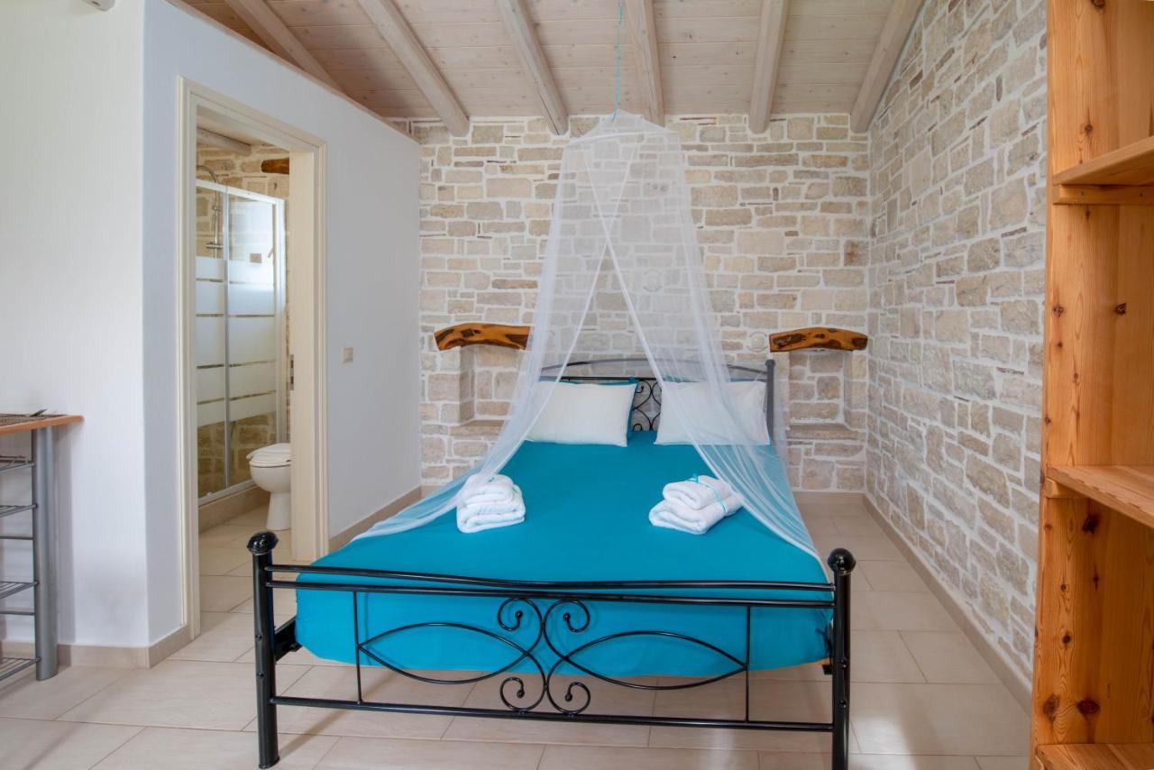 Ranias Case Dell Olivetto Gaios Extérieur photo